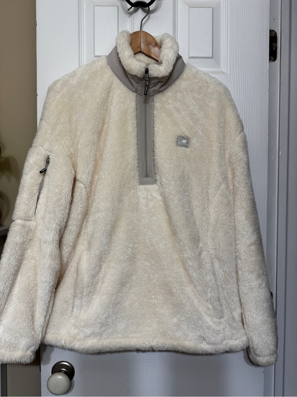 New Balance Women’s Cream Sherpa Half-Zip Fleece Sweater